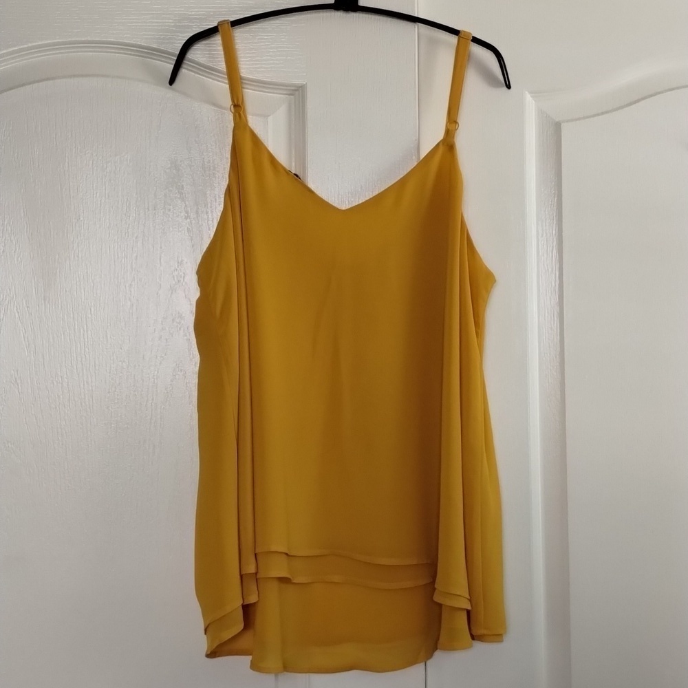 Torrid yellow gold summer tank adjustable straps size 0 large 12 - Picture 4 of 6